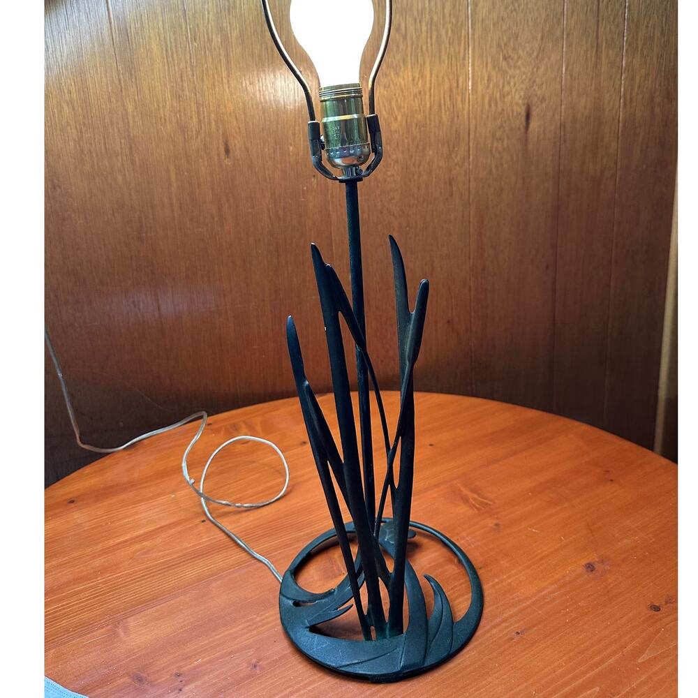 Vintage Art Deco Style Metal Cattail Lamp